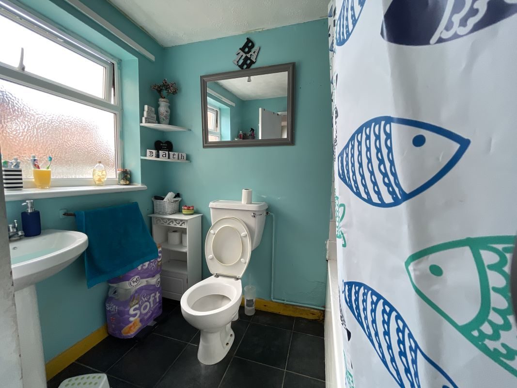 96 Kingston Road, Ipswich lot image - 8