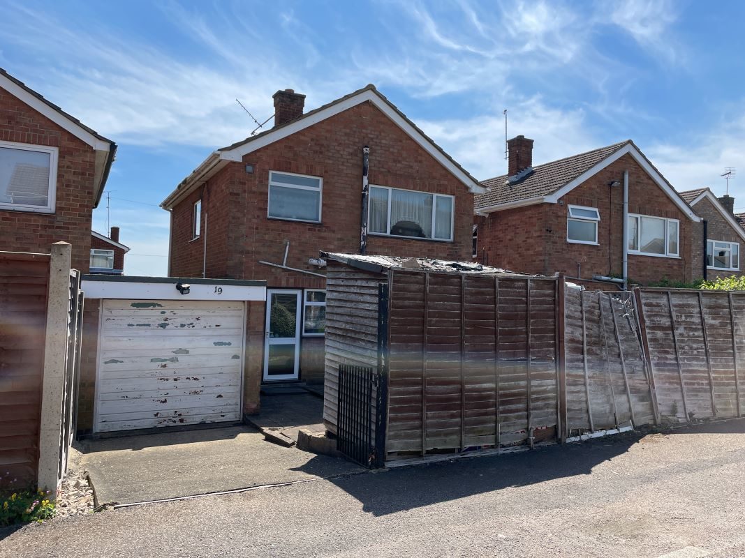 19 Orchard Walk, Yaxley, Peterborough lot image - 2