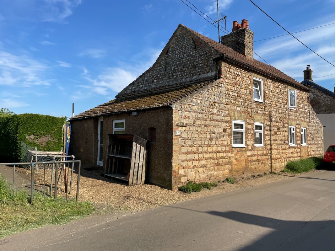 The Linnets,, 32 Westgate Street, King's Lynn lot image - 1