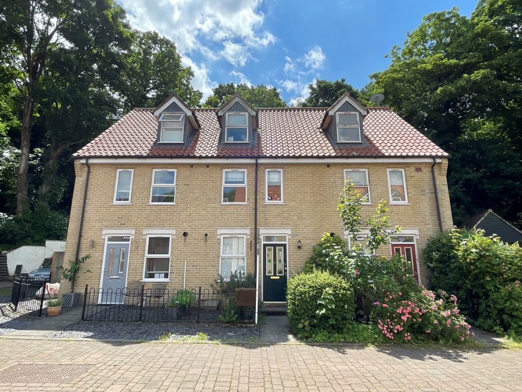 3 Masons Close, Ipswich lot image - 1