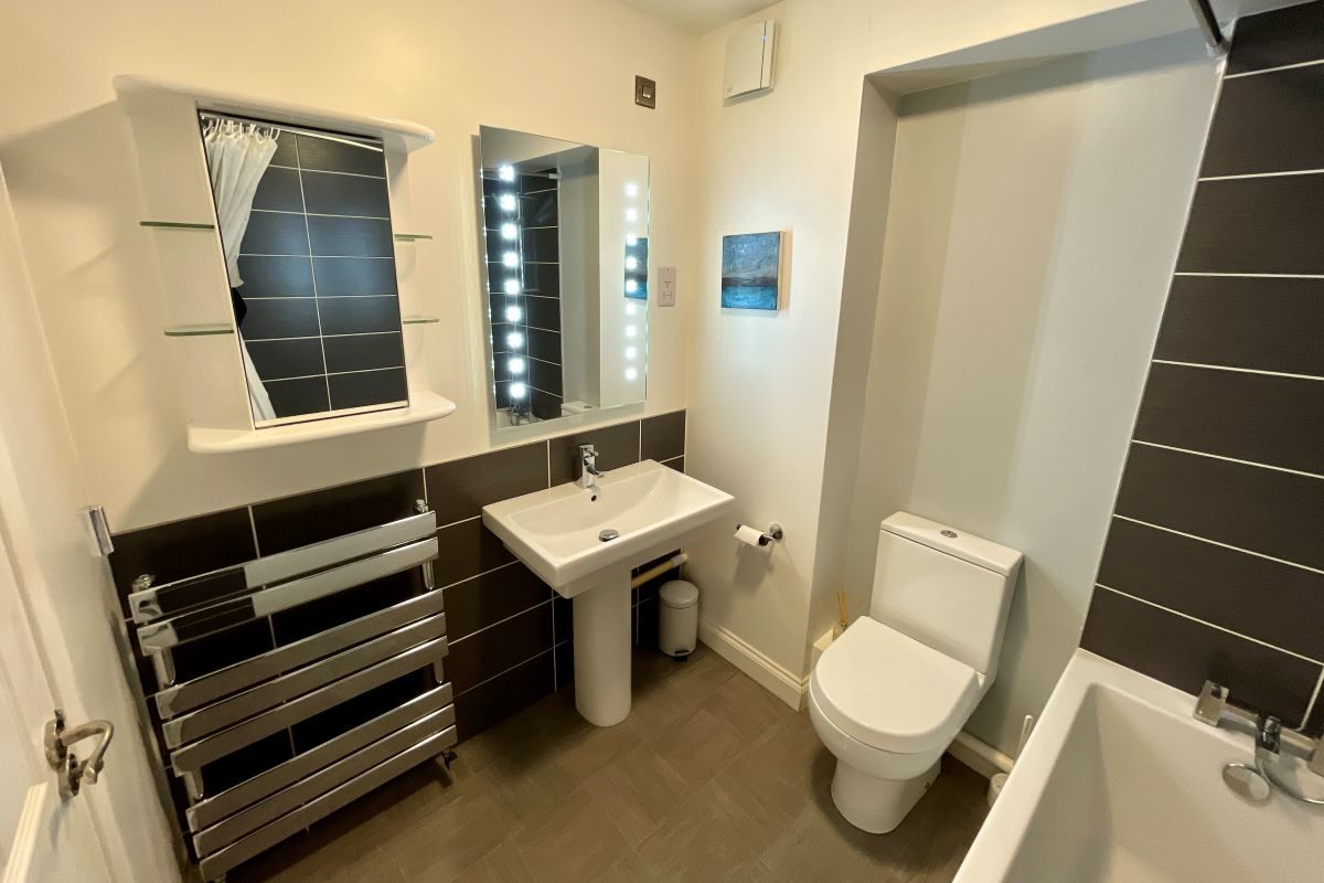 3 Masons Close, Ipswich lot image - 9