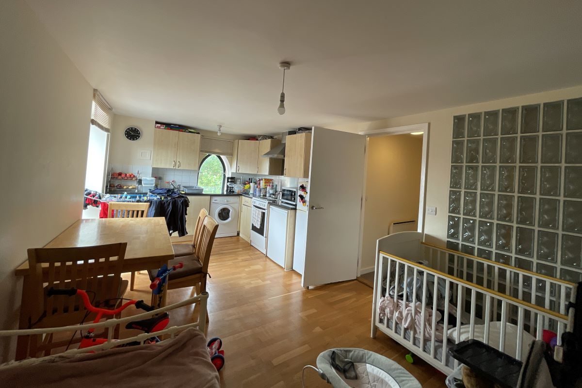 Flat 7, 2 Back Hamlet, Ipswich lot image - 1