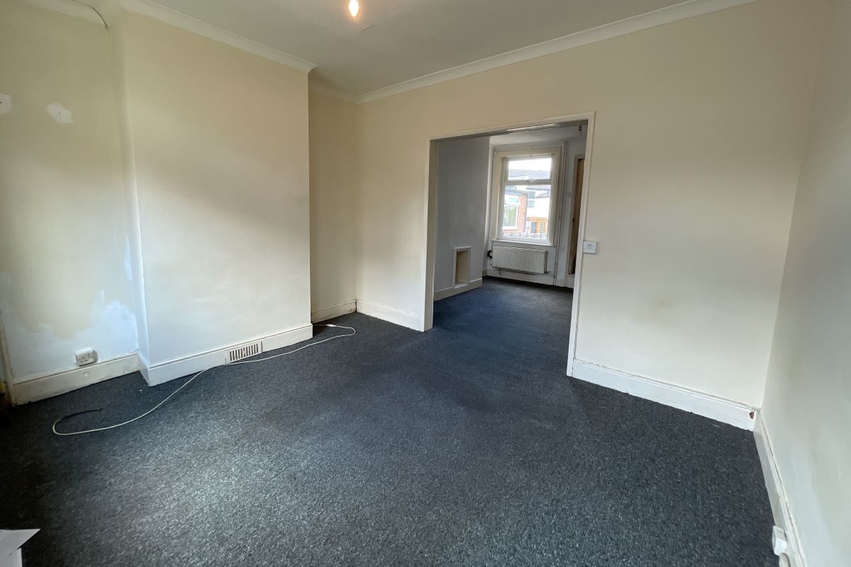 188 Cauldwell Hall Road, Ipswich lot image - 1