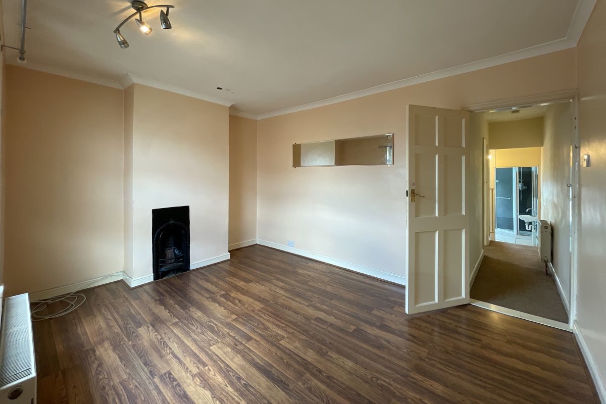 188 Cauldwell Hall Road, Ipswich lot image - 8