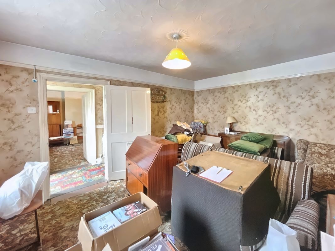 174 Woodbridge Road, Ipswich lot image - 1