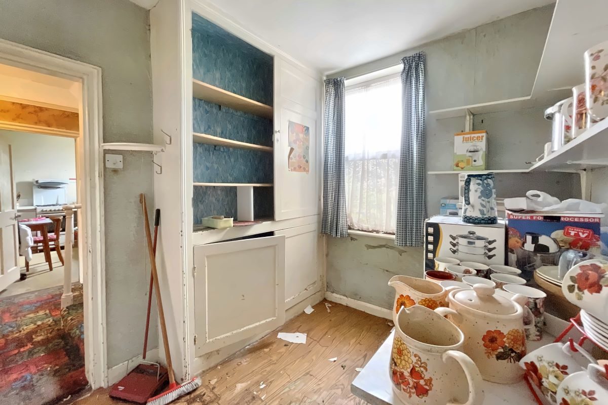 174 Woodbridge Road, Ipswich lot image - 2