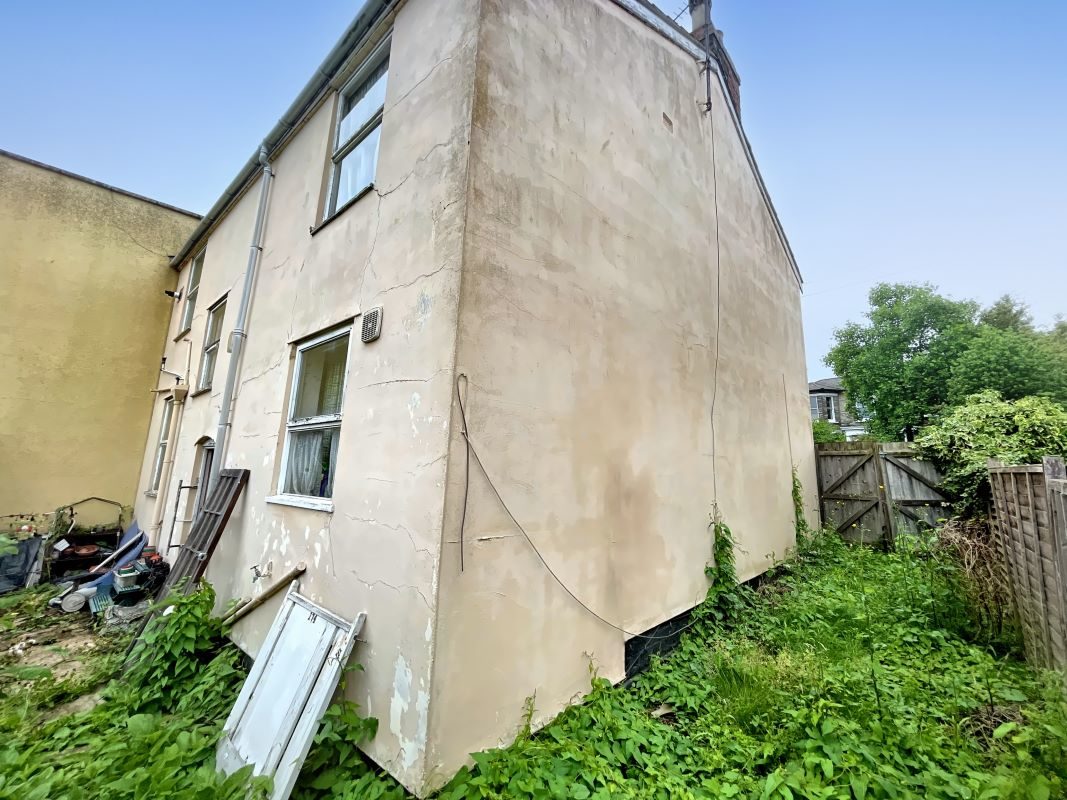 174 Woodbridge Road, Ipswich lot image - 13