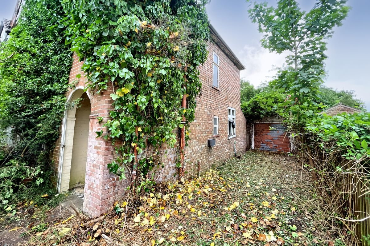 6 Penshurst Road, Ipswich, Suffolk, IP3 8QZ Goldings Auctions