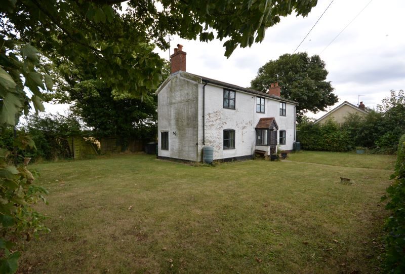 White House, The Green, Ashbocking, Ipswich, IP6 9JZ lot image - 0