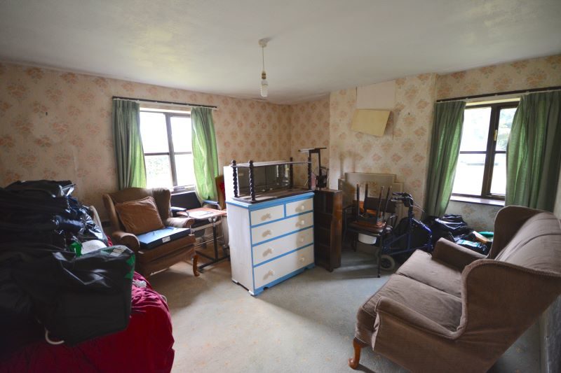 White House, The Green, Ashbocking, Ipswich, IP6 9JZ lot image - 1