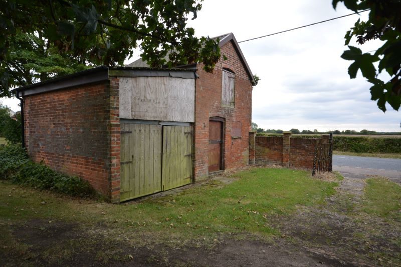 White House, The Green, Ashbocking, Ipswich, IP6 9JZ lot image - 11