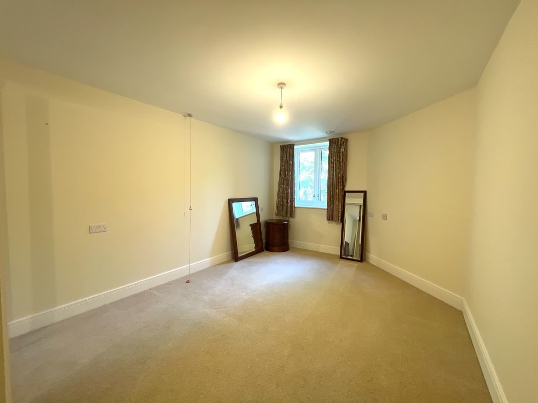 Booth Court, 26 Handford Road, Ipswich, Suffolk, IP1 2GD lot image - 3