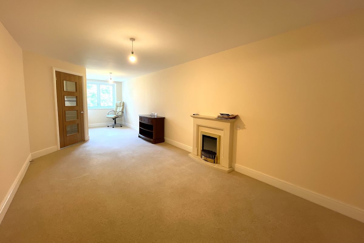 Booth Court, 26 Handford Road, Ipswich, Suffolk, IP1 2GD lot image - 4