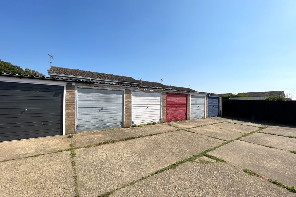 17 Mottram Close, Ipswich, Suffolk, IP2 9XQ lot image - 11