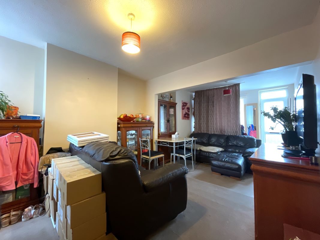 3 Surrey Road, Ipswich, Suffolk, IP1 2LE lot image - 2