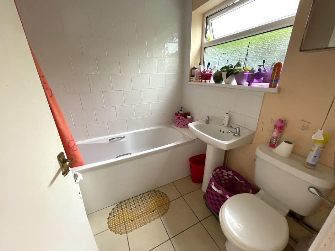 3 Surrey Road, Ipswich, Suffolk, IP1 2LE lot image - 4