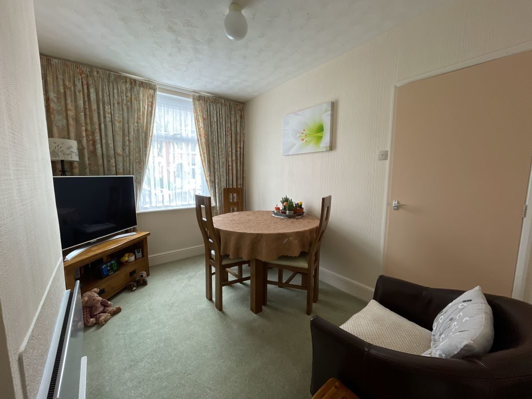 10 Dover Road, Ipswich, Suffolk, IP3 8JQ lot image - 3