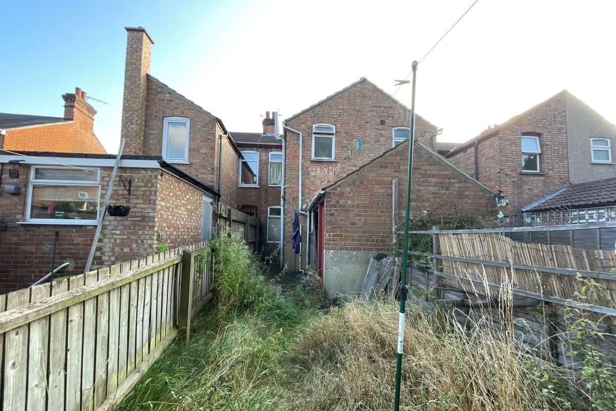 314 Bramford Road, Ipswich, Suffolk, IP1 4BB lot image - 6