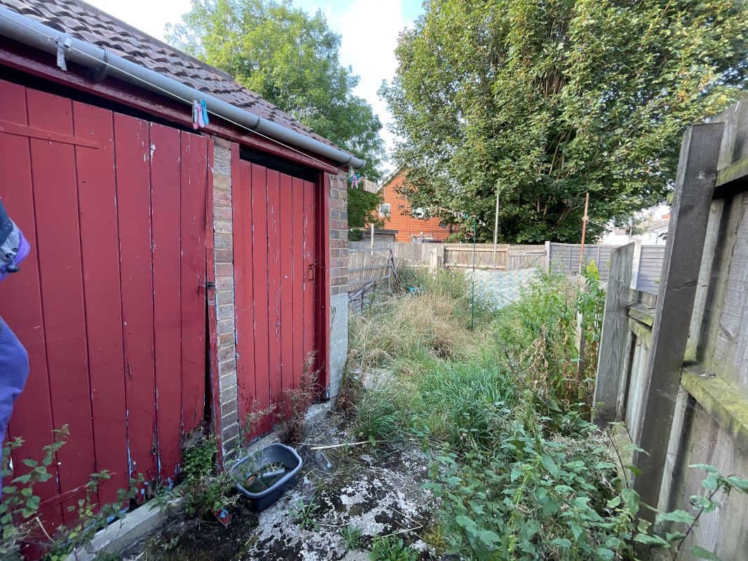 314 Bramford Road, Ipswich, Suffolk, IP1 4BB lot image - 7