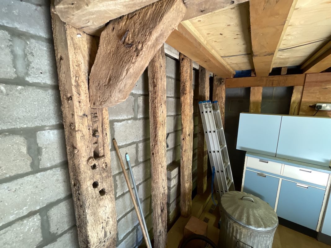 The Barn, 2 Bridge Street, Needham Market, Ipswich, Suffolk, IP6 8AG lot image - 4