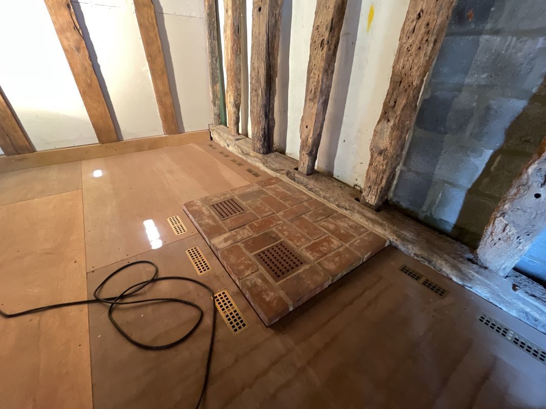 The Barn, 2 Bridge Street, Needham Market, Ipswich, Suffolk, IP6 8AG lot image - 6