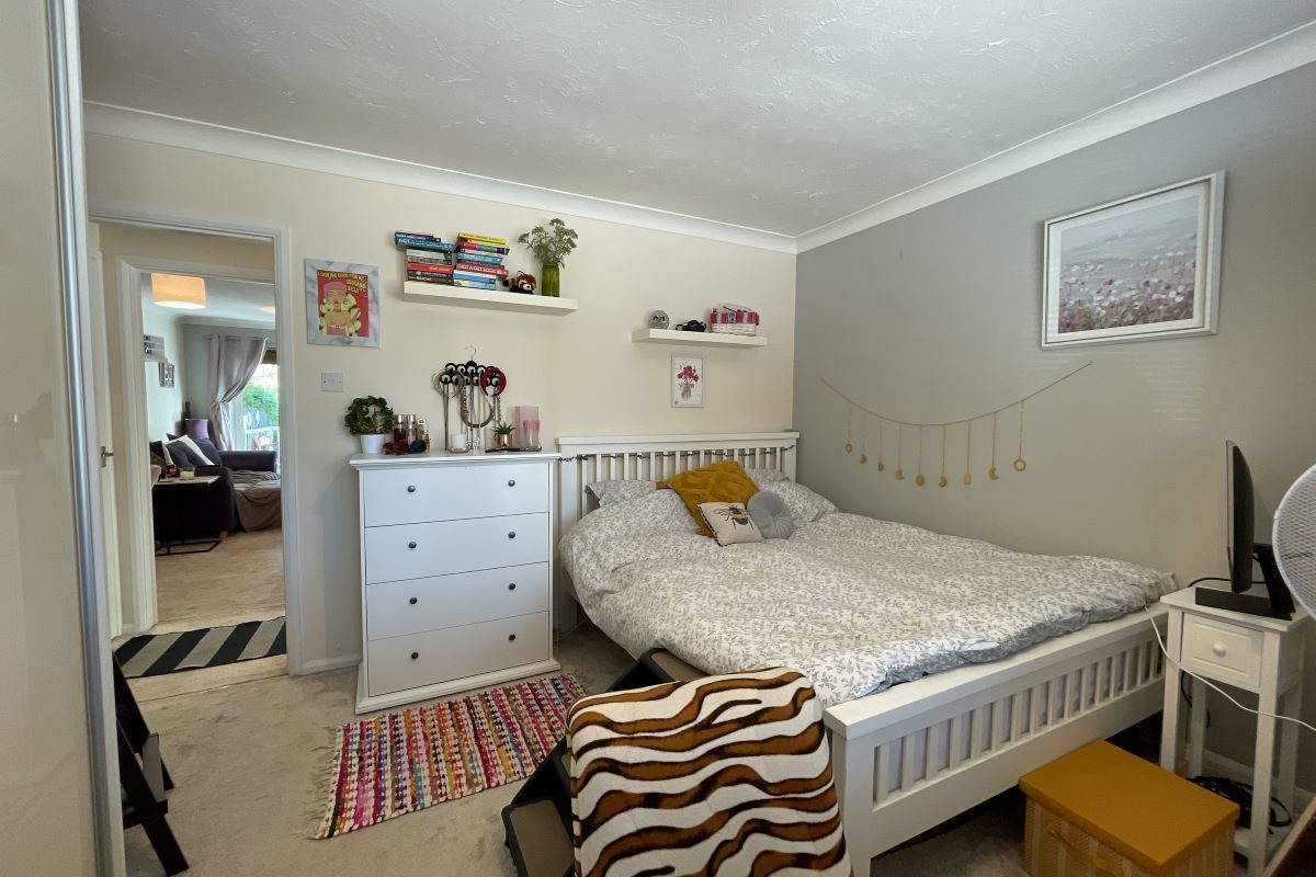 16 Morgan Court, Claydon, Ipswich, Suffolk, IP6 0AN lot image - 6