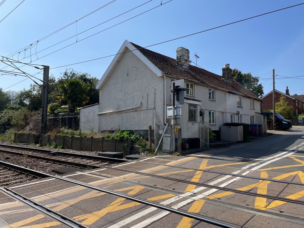 1 Station Cottages Station Road, Bentley, Ipswich, Suffolk, IP9 2DB