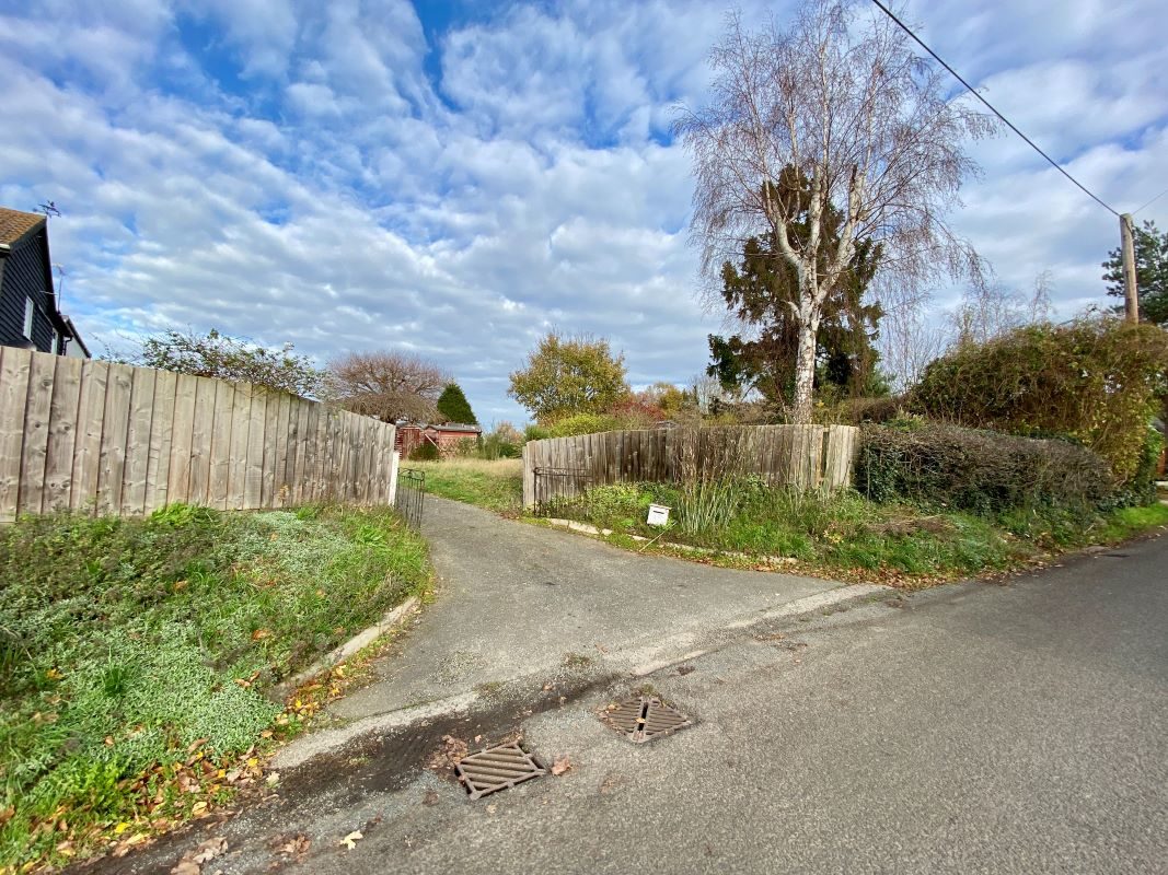Building Plot, Martlesham Road, Little Bealings, Woodbridge, Suffolk, IP13 6LX lot image - 3