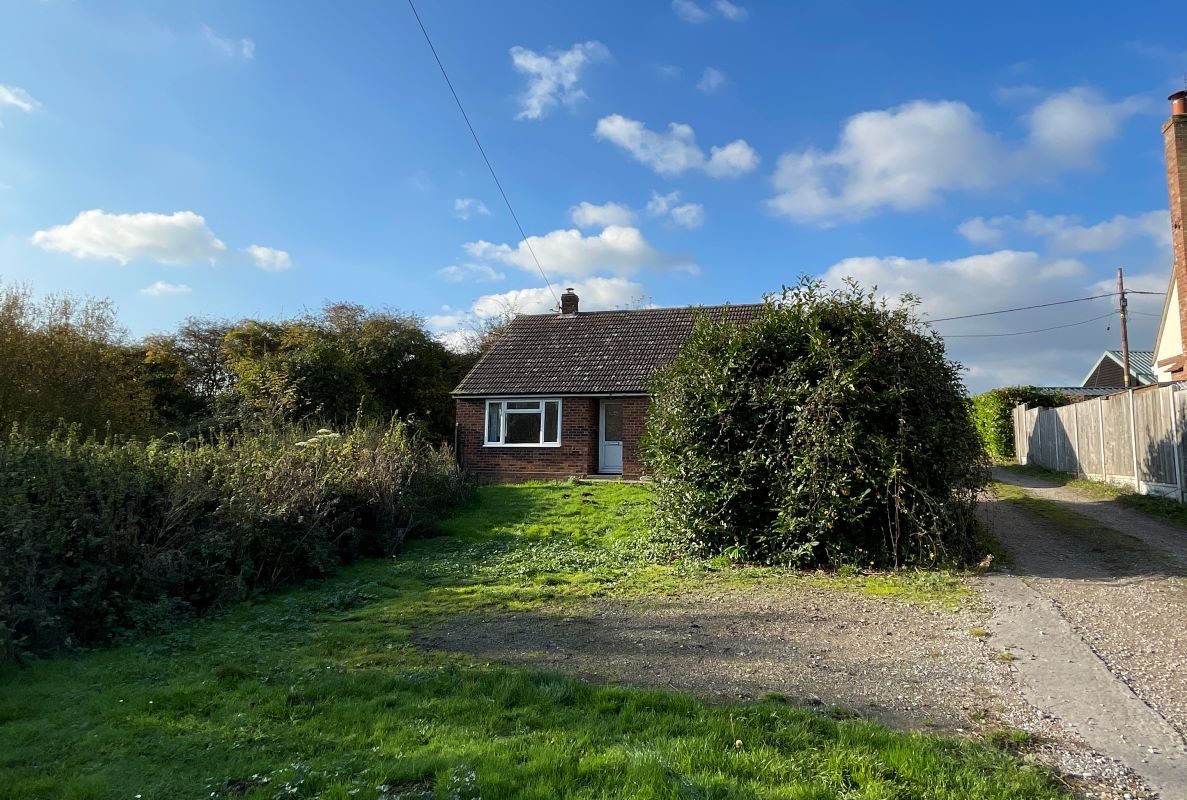 Brook Bungalow, Brook Street, Great Bromley, Colchester, Essex, CO7 7HX lot image - 0