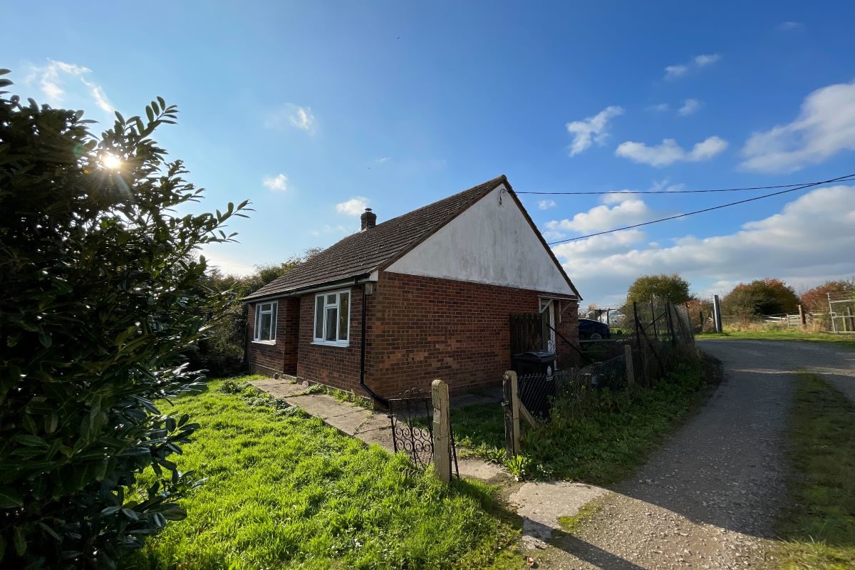 Brook Bungalow, Brook Street, Great Bromley, Colchester, Essex, CO7 7HX lot image - 7