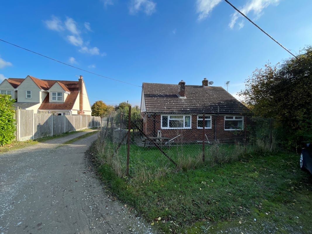 Brook Bungalow, Brook Street, Great Bromley, Colchester, Essex, CO7 7HX lot image - 9