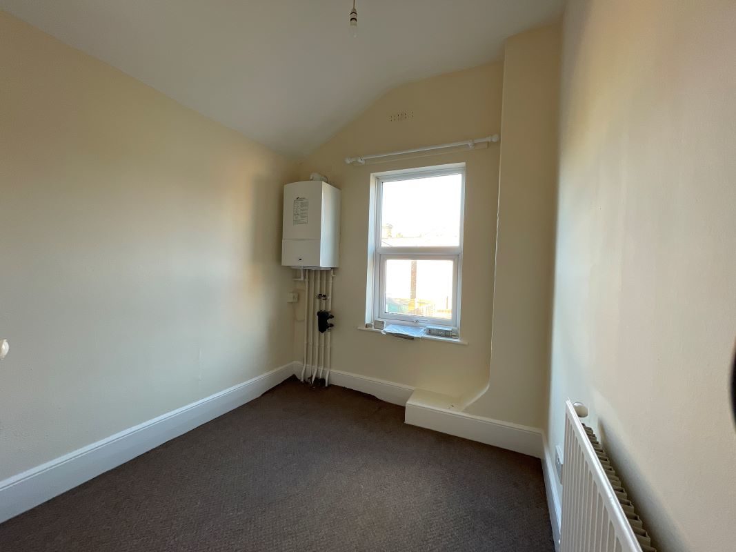 4 Bradley Street, Ipswich, Suffolk, IP2 8DU lot image - 5