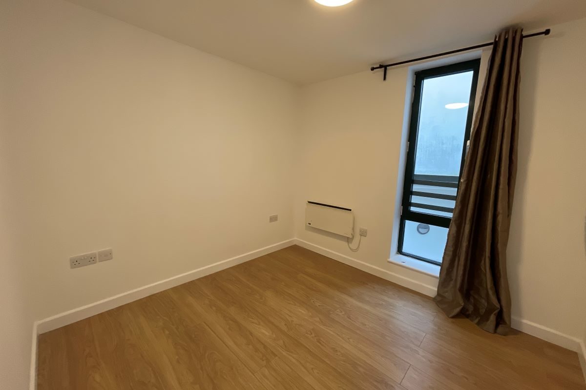 Flat 3, 1 Fore Hamlet, Ipswich, Suffolk, IP3 8AA lot image - 4