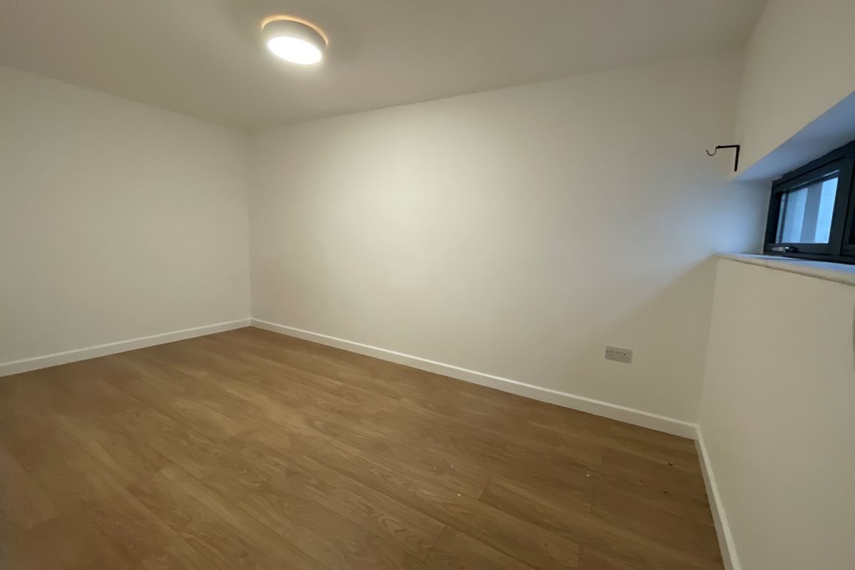 Flat 3, 1 Fore Hamlet, Ipswich, Suffolk, IP3 8AA lot image - 8