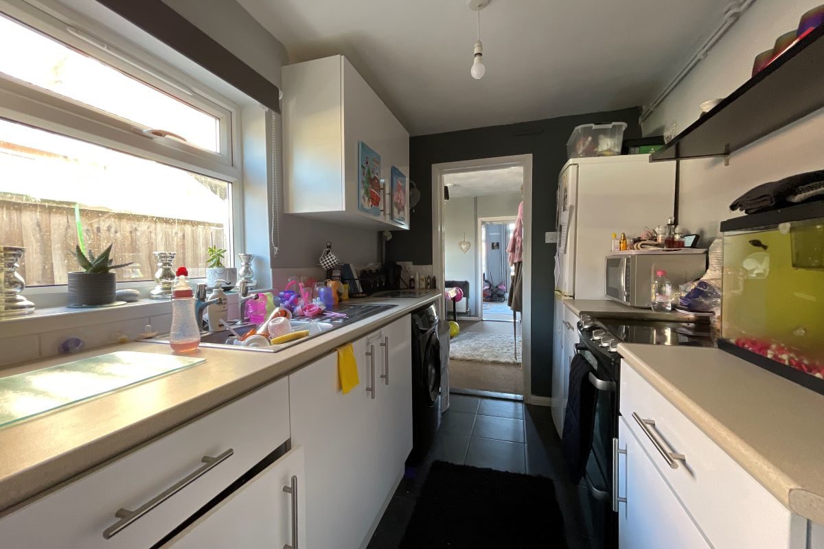 465 Bramford Road, Ipswich, Suffolk, IP1 5AU lot image - 4