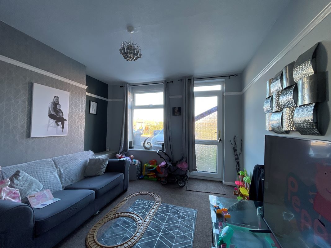 465 Bramford Road, Ipswich, Suffolk, IP1 5AU lot image - 6