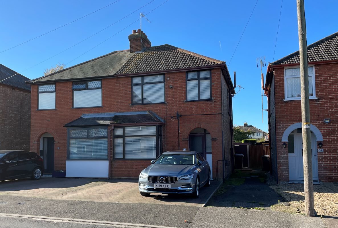 36 Bernard Crescent, Ipswich, Suffolk, IP3 9LJ lot image - 0