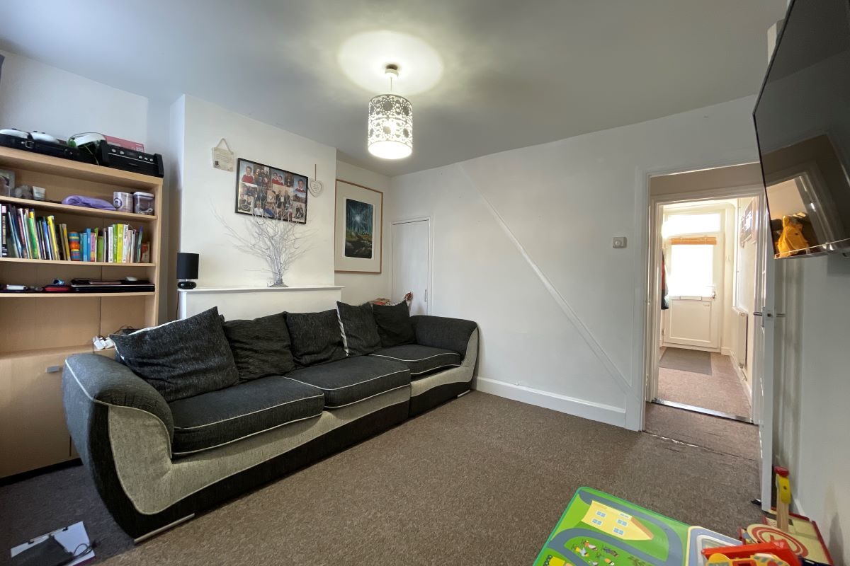 61 Alston Road, Ipswich, Suffolk, IP3 8EU lot image - 2