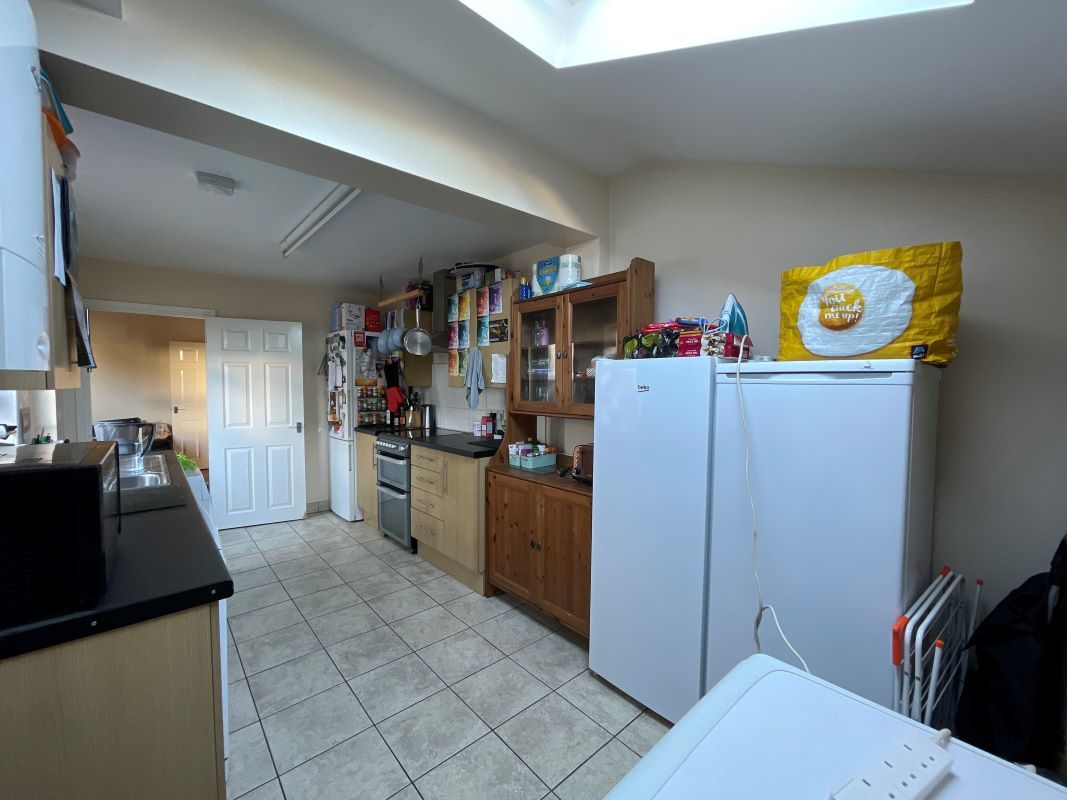 37 Felixstowe Road, Ipswich, Suffolk, IP3 8DX lot image - 5