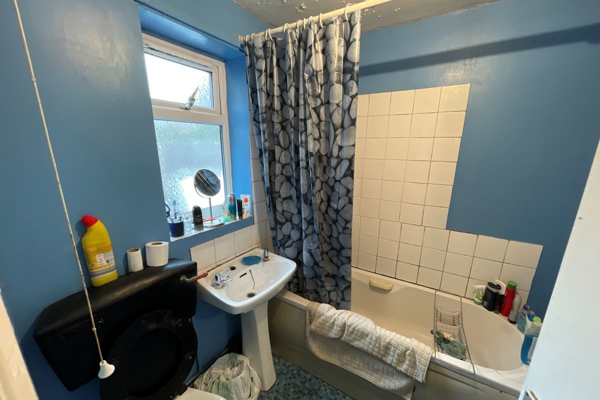 26 Newton Road, Ipswich, Suffolk, IP3 8HE lot image - 9