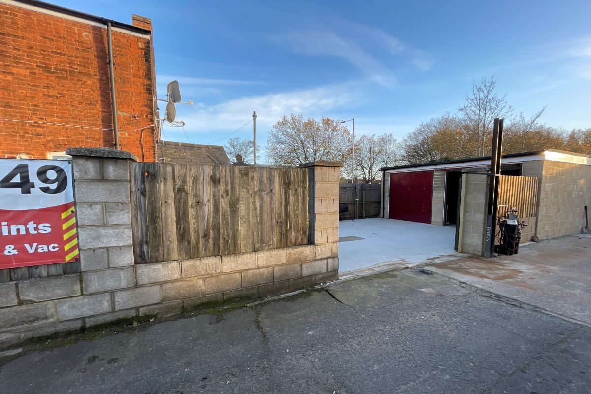 179 Bramford Road, Ipswich, Suffolk, IP1 4AA lot image - 15