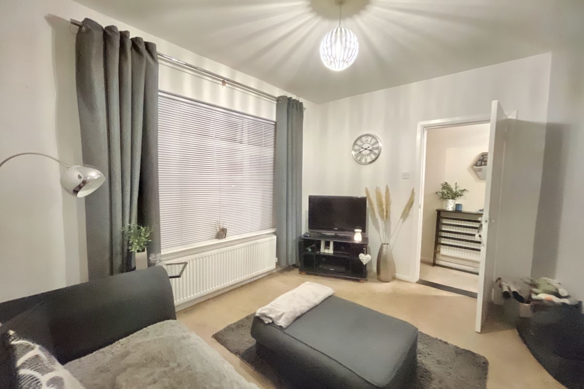 12 Kemball Street, Ipswich, Suffolk, IP4 5EE lot image - 1