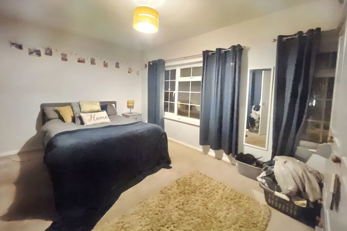 12 Kemball Street, Ipswich, Suffolk, IP4 5EE lot image - 7