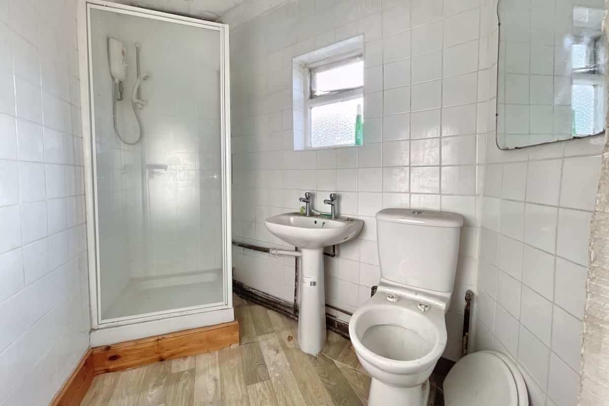 21A Grimwade Street, Ipswich, Suffolk, IP4 1LS lot image - 5