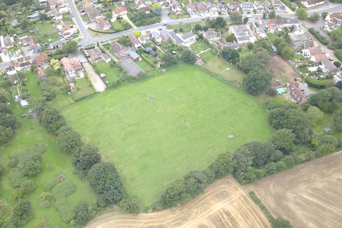 Land on the North side of Walton Road, Kirby-le-Soken, Frinton-on-Sea, Essex, CO13 0DU lot image - 0