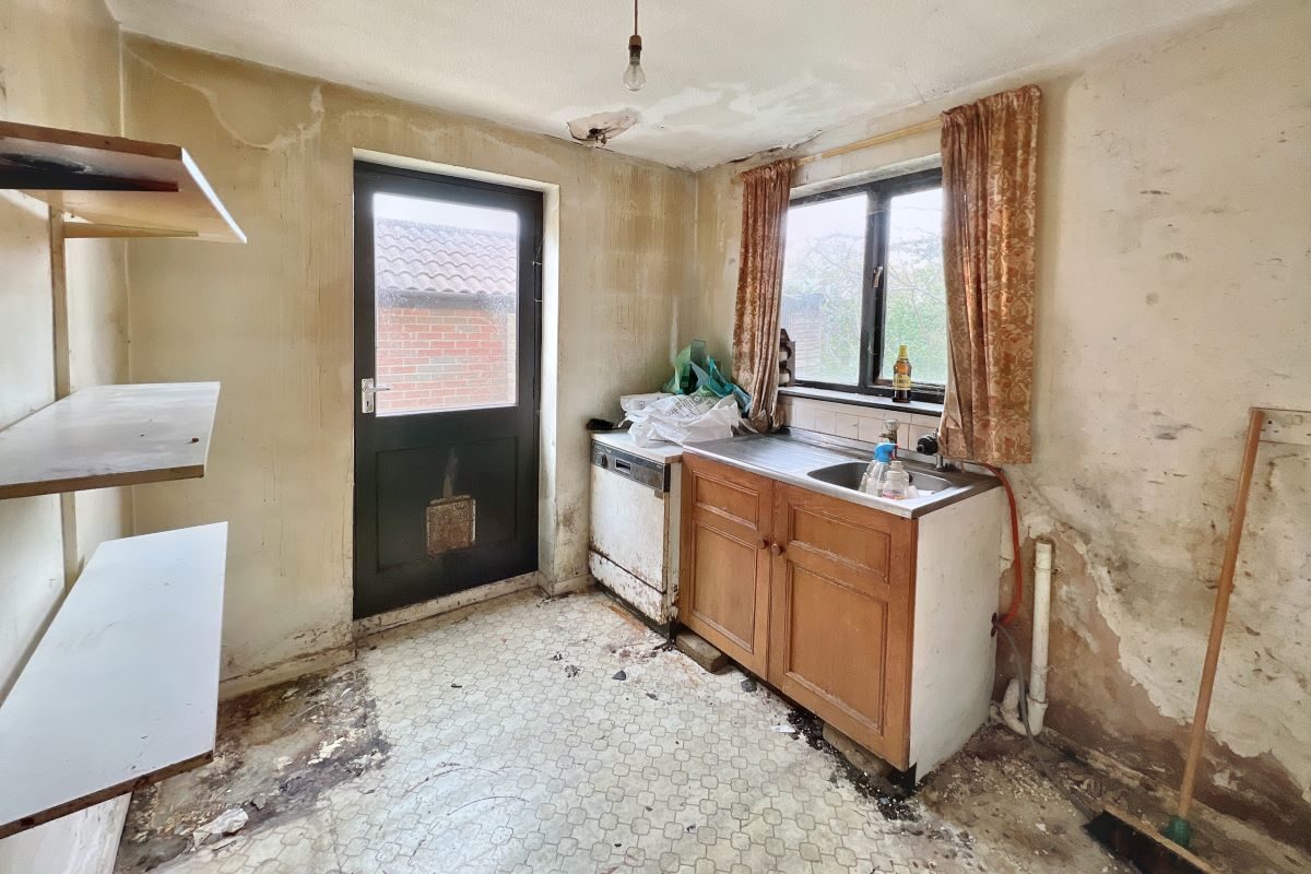 6 Jack Hatch Way, Wivenhoe, Colchester, Essex, CO7 9SH lot image - 4