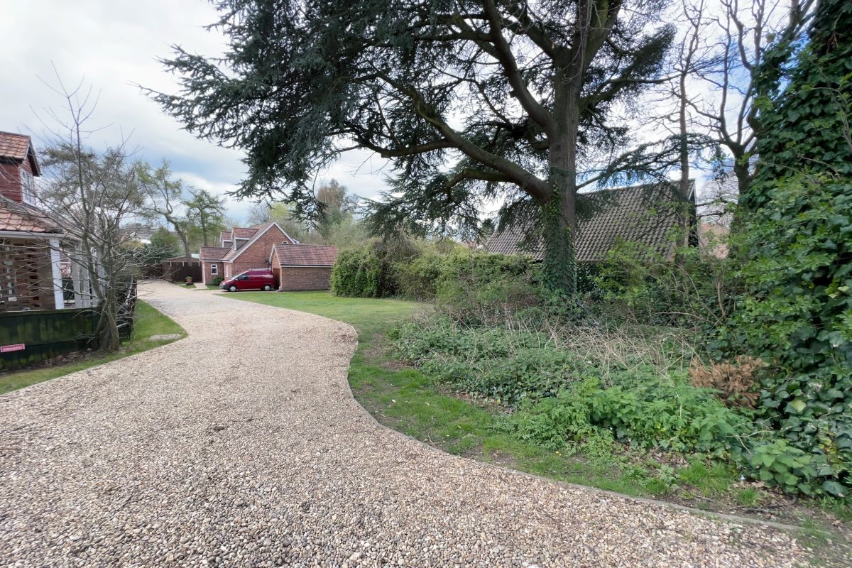 Land South of, Laundry Close, Norwich, Norfolk, NR7 0XH lot image - 4