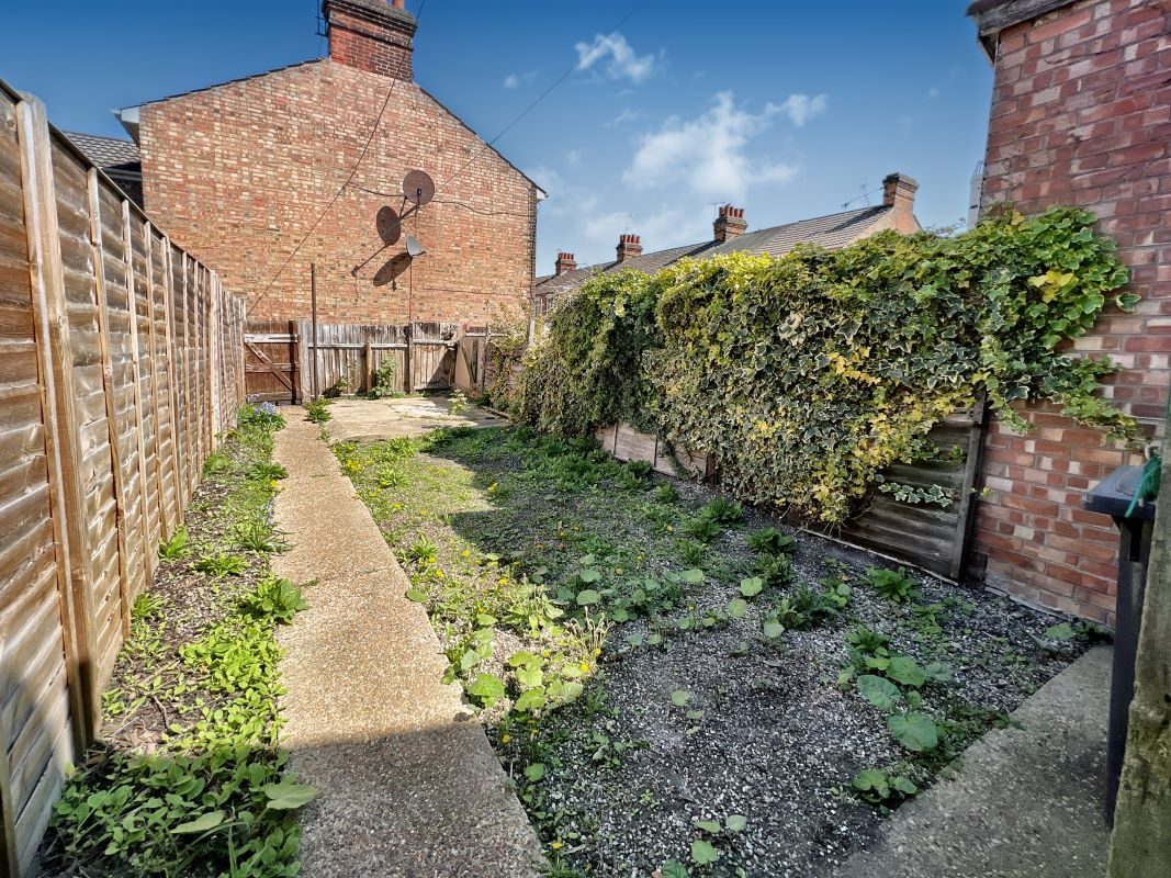 4 Bradley Street, Ipswich, Suffolk, IP2 8DU lot image - 0