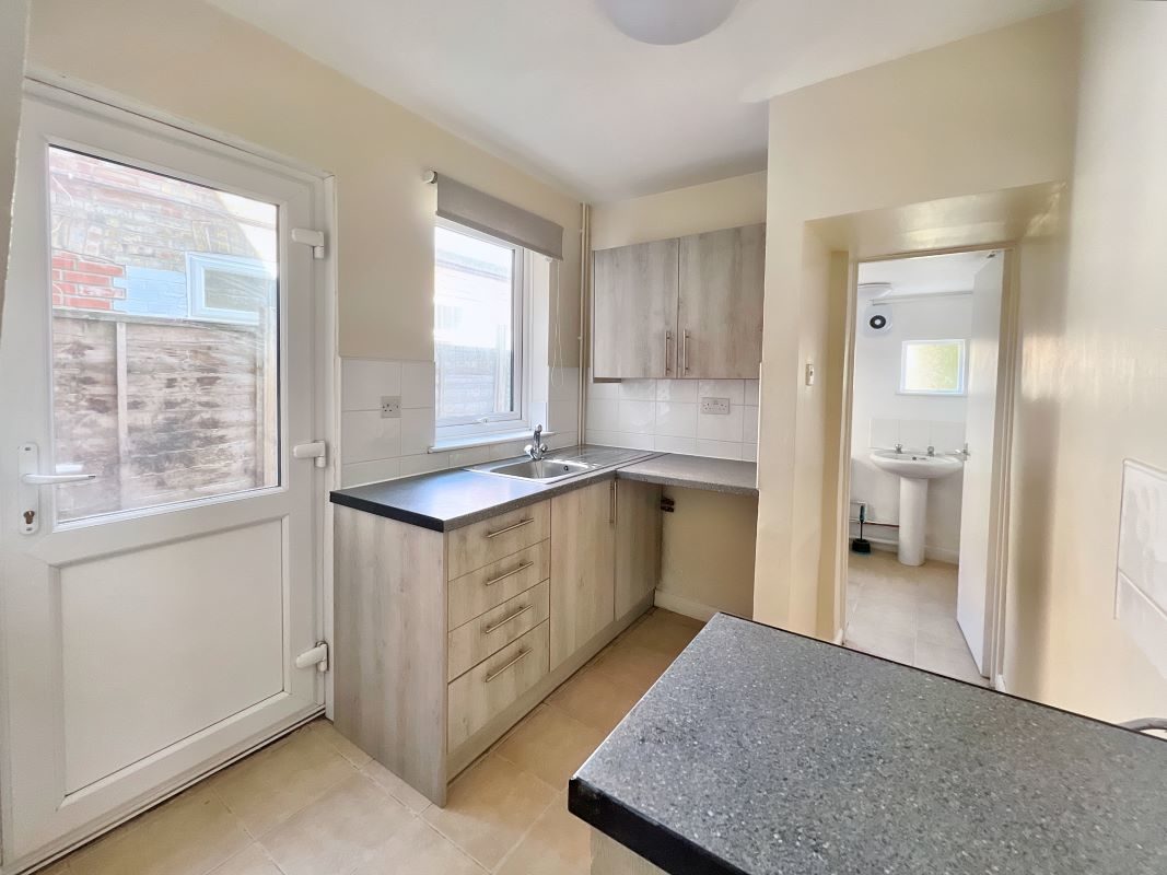 4 Bradley Street, Ipswich, Suffolk, IP2 8DU lot image - 6