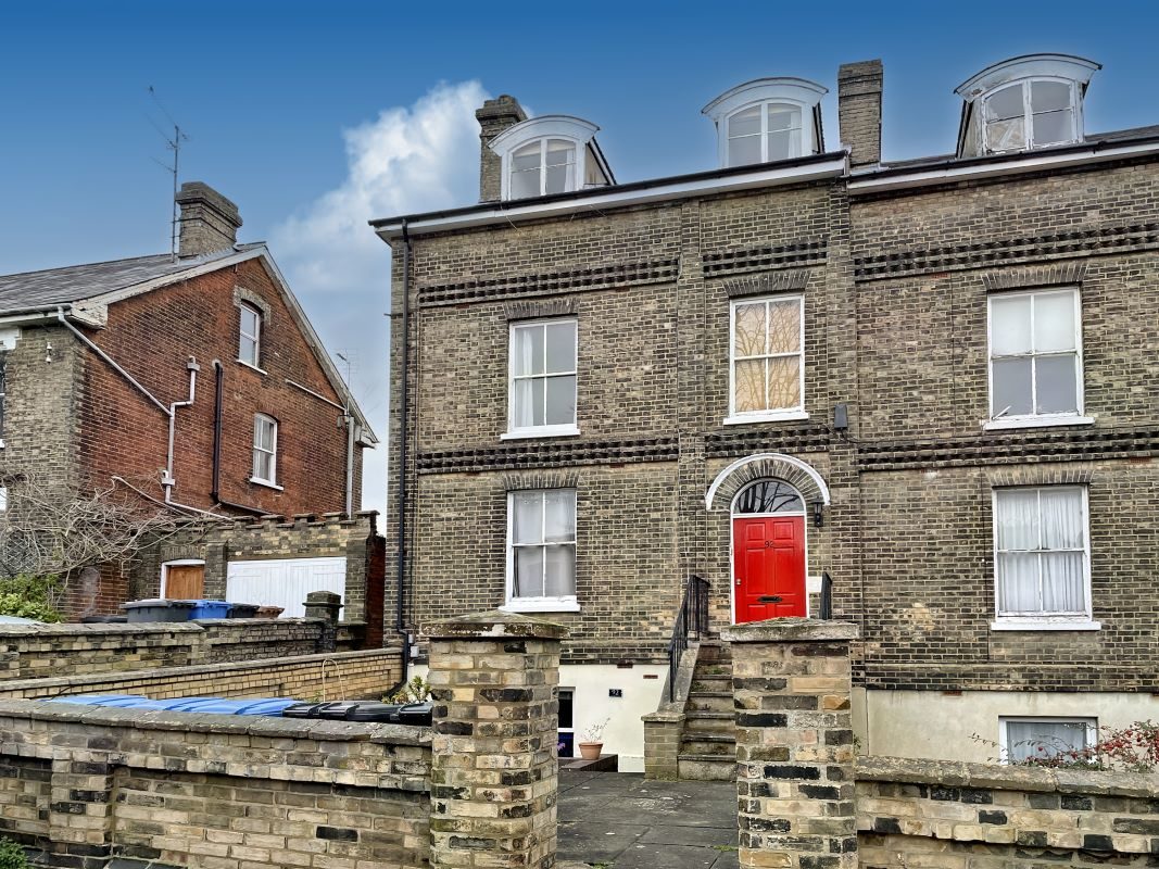 Second Floor Flat, 92 Christchurch Street, Ipswich, Suffolk, IP4 2DE lot image - 8